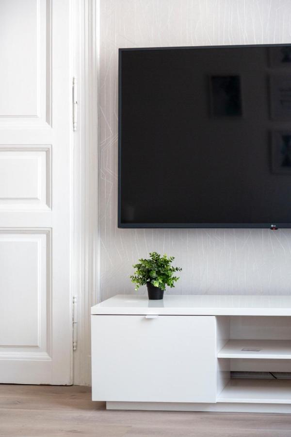 Exclusive Downtown Apartment In The Heart Of Budapest Extérieur photo